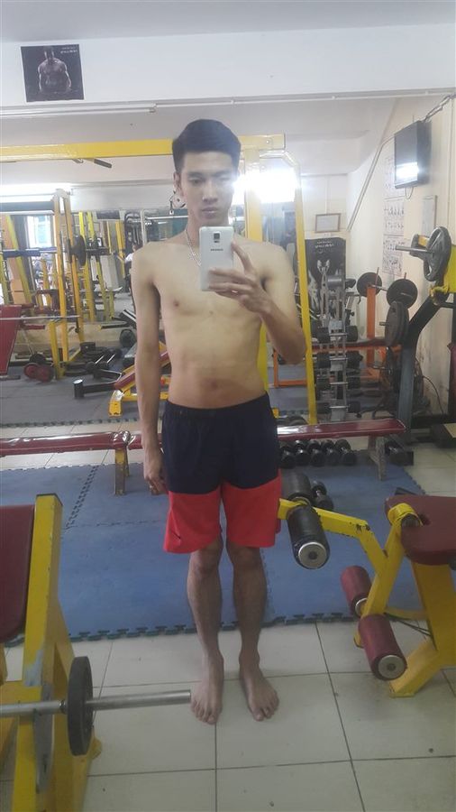Lê Tiến Bình lúc gầy, thiếu sức sống