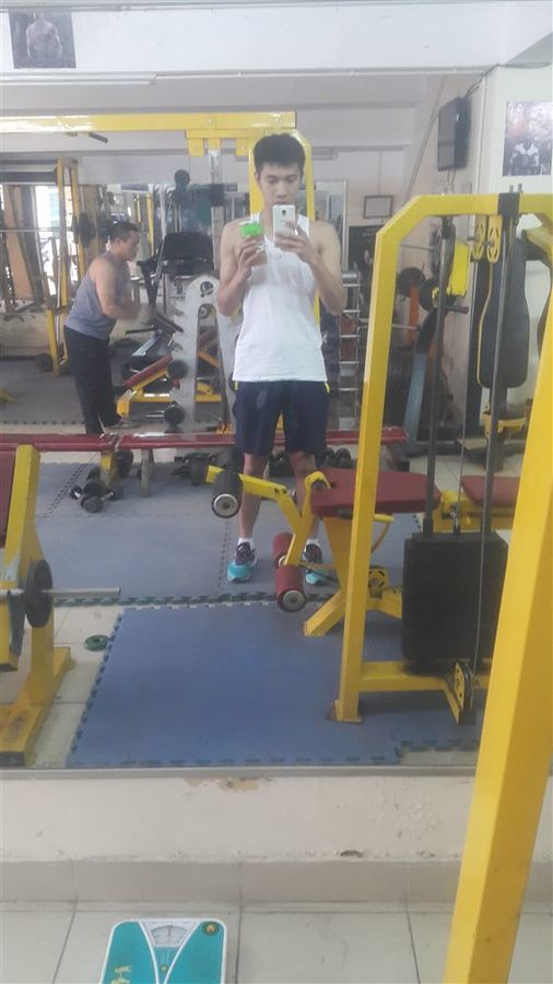 Lê Tiến Bình lúc gầy, tại phòng tập