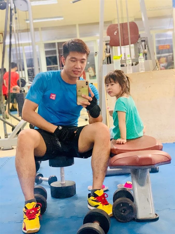 Lê Tiến Bình cùng con gái, sau khi thay đổi