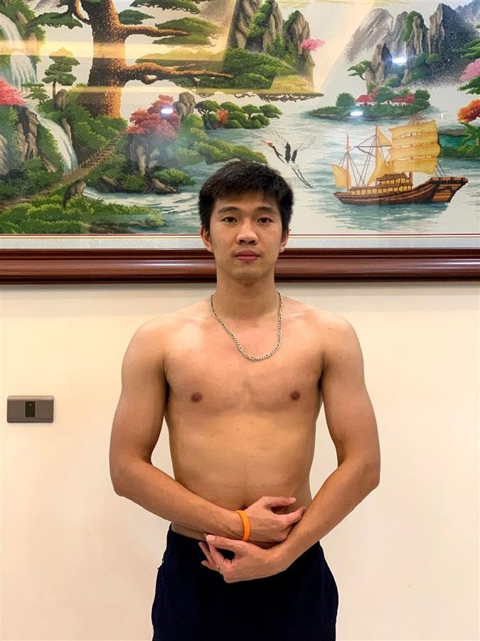 Lê Tiến Bình sau khi thay đổi, cơ thể săn chắc